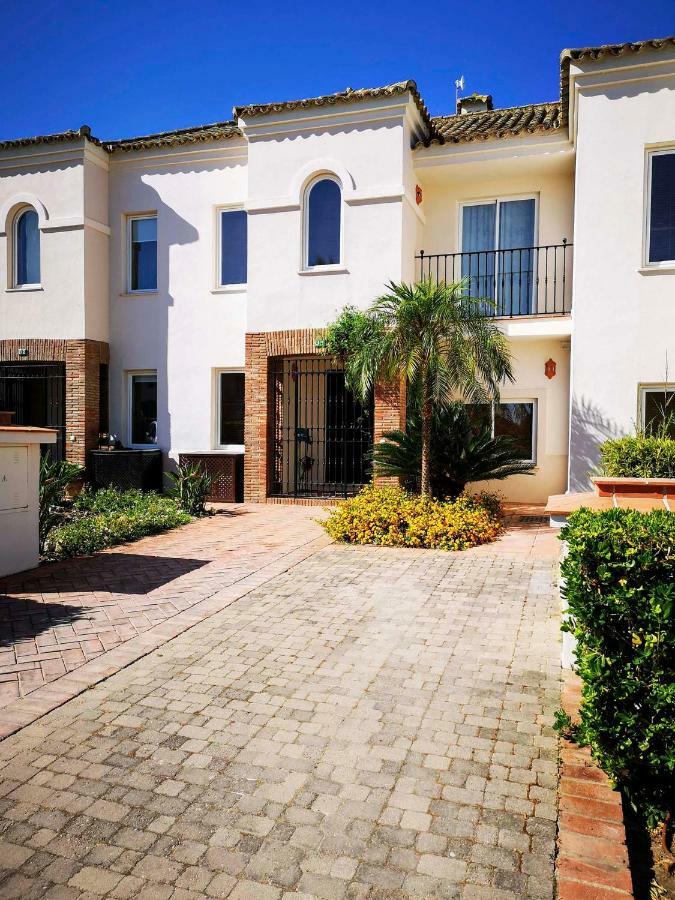 Вилла Fairway Gardens Аркос де ла Фронтера Экстерьер фото